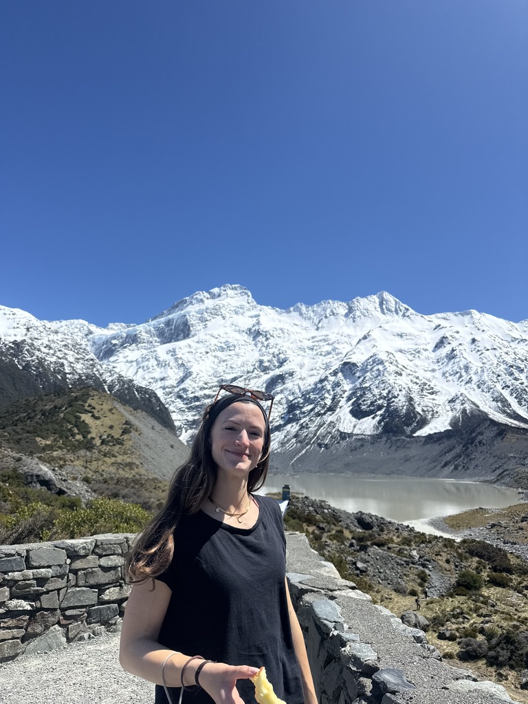 whos that cutie holding the apple